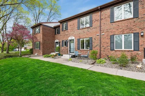 1092 Ivy Hill Drive Mendota Heights MN 55118