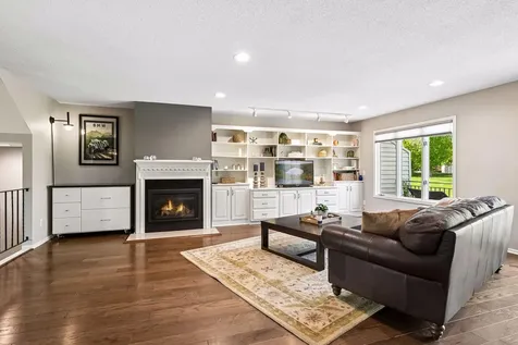 1092 Ivy Hill Drive Mendota Heights MN 55118