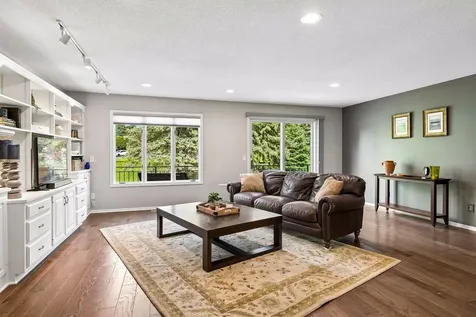 1092 Ivy Hill Drive Mendota Heights MN 55118