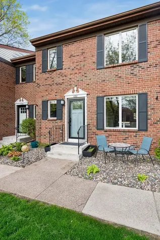 1092 Ivy Hill Drive Mendota Heights MN 55118