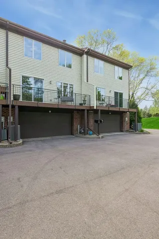 1092 Ivy Hill Drive Mendota Heights MN 55118