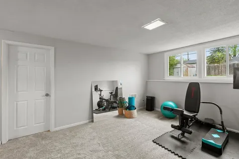 1047 Lowell Drive Apple Valley MN 55124