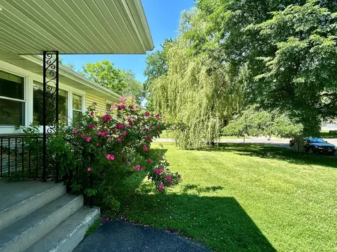 3611 Hampshire Avenue N Crystal MN 55427