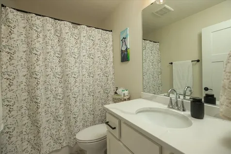 5204 Harvest Square Place NW Rochester MN 55901