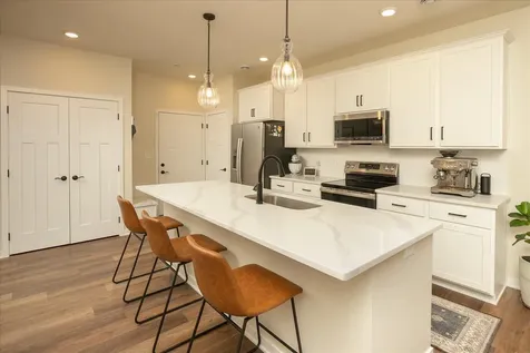 5204 Harvest Square Place NW Rochester MN 55901