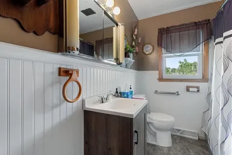 621 Main Street N Lonsdale MN 55046