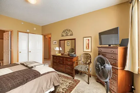 14012 54th Avenue N Plymouth MN 55446