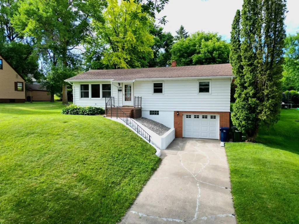 120 E Douglas Avenue Fergus Falls MN 56537