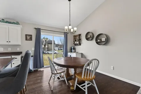 25495 10th Street W Zimmerman MN 55398