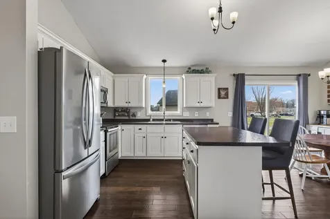 25495 10th Street W Zimmerman MN 55398