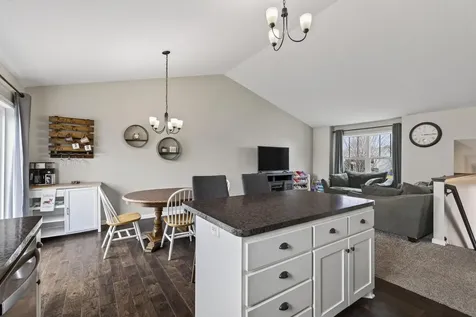 25495 10th Street W Zimmerman MN 55398