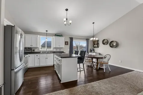 25495 10th Street W Zimmerman MN 55398