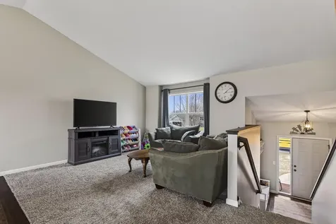 25495 10th Street W Zimmerman MN 55398