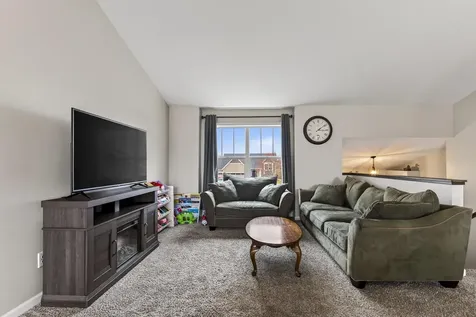 25495 10th Street W Zimmerman MN 55398