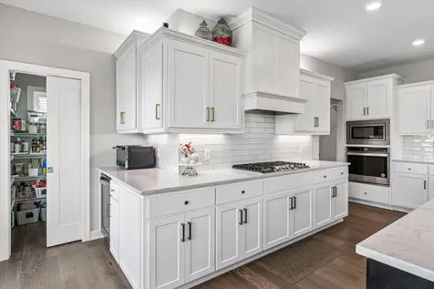 5346 Pine Island Road Woodbury MN 55129