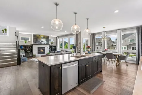 5346 Pine Island Road Woodbury MN 55129
