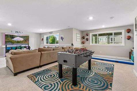 5346 Pine Island Road Woodbury MN 55129