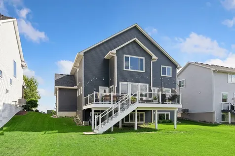 5346 Pine Island Road Woodbury MN 55129