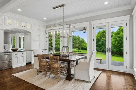 4565 Bayside Road Maple Plain MN 55359