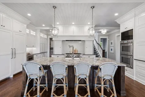 4565 Bayside Road Maple Plain MN 55359