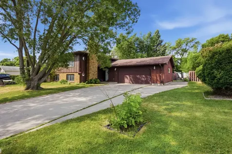 421 Rensvold Boulevard Moorhead MN 56560