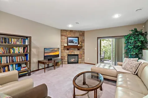 15305 Stonewood Court Burnsville MN 55306