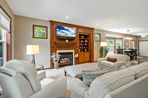 15305 Stonewood Court Burnsville MN 55306