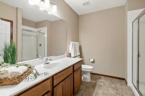 15305 Stonewood Court Burnsville MN 55306