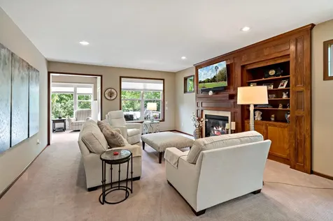 15305 Stonewood Court Burnsville MN 55306