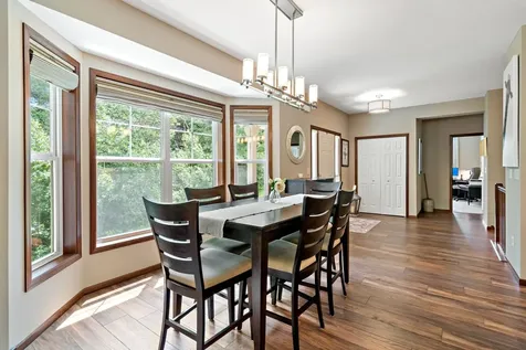 15305 Stonewood Court Burnsville MN 55306