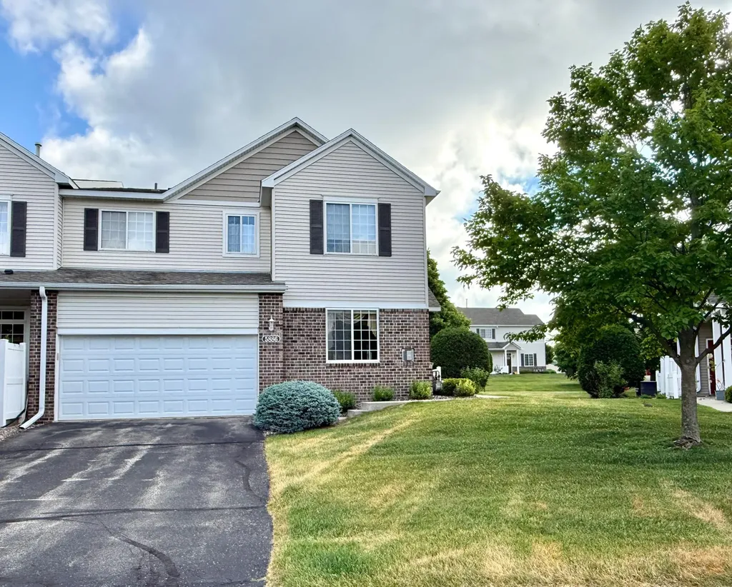 5886 Camellia Court NW Rochester MN 55901