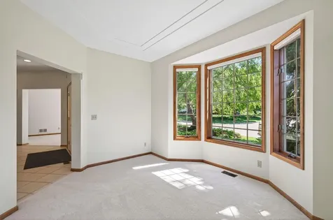 3034 Edgewater Drive Woodbury MN 55125
