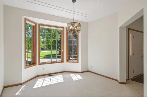 3034 Edgewater Drive Woodbury MN 55125