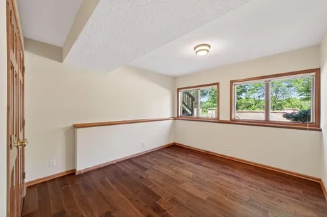 3034 Edgewater Drive Woodbury MN 55125