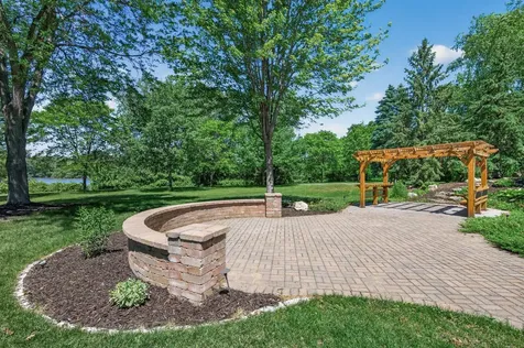 3034 Edgewater Drive Woodbury MN 55125