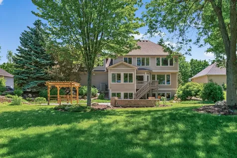 3034 Edgewater Drive Woodbury MN 55125