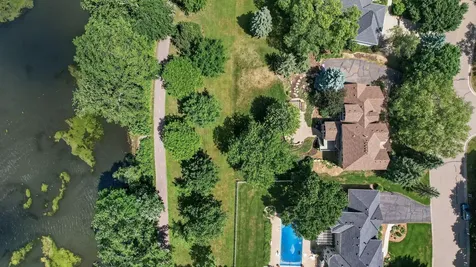 3034 Edgewater Drive Woodbury MN 55125