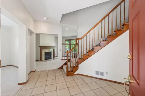 3034 Edgewater Drive Woodbury MN 55125