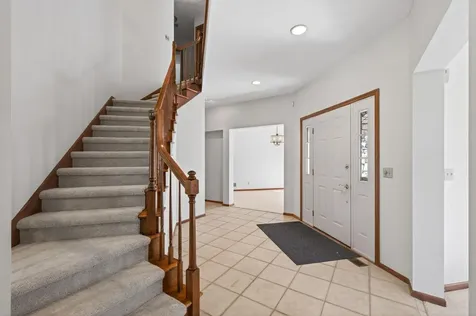3034 Edgewater Drive Woodbury MN 55125
