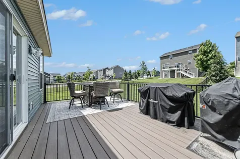 1321 Chestnut Circle Carver MN 55315
