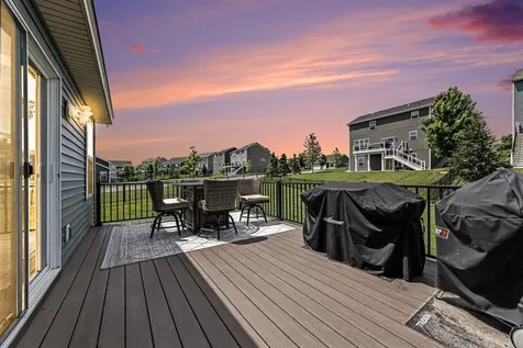 1321 Chestnut Circle Carver MN 55315