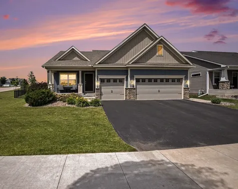 1321 Chestnut Circle Carver MN 55315