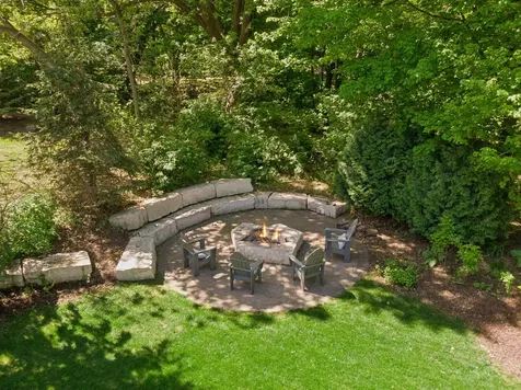 14 Beebe Avenue Mendota Heights MN 55118