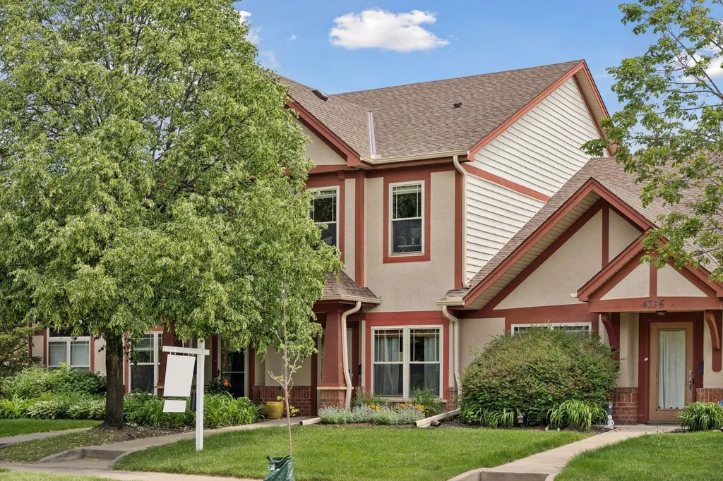 4738 N Humboldt Avenue N Minneapolis MN 55430
