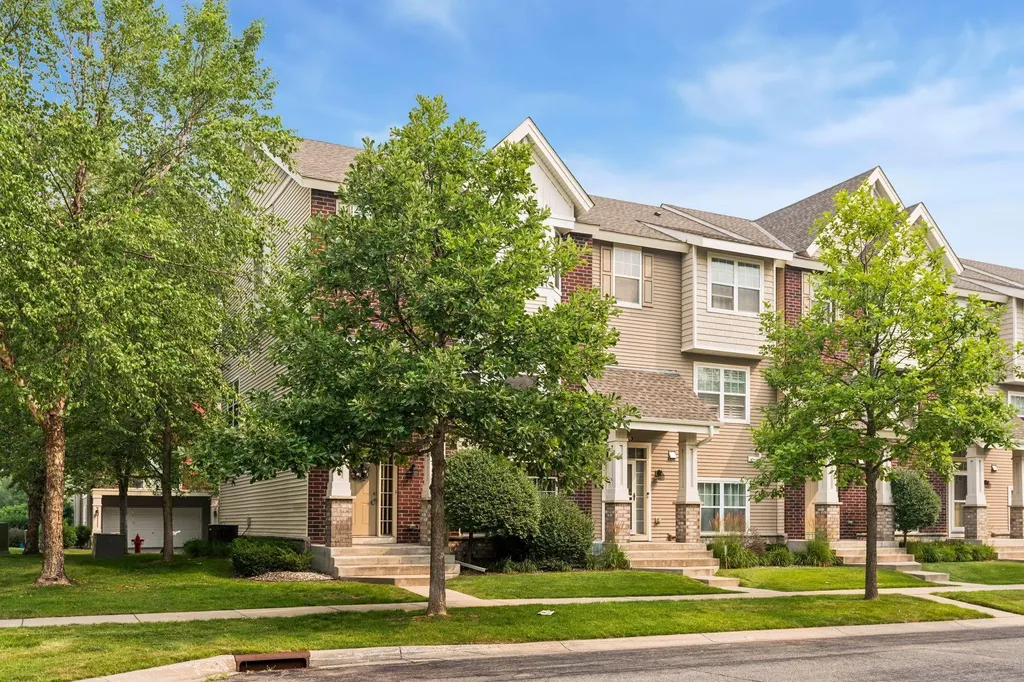 8318 Emery Parkway N Champlin MN 55316