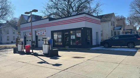 728 Central Avenue N Faribault MN 55021