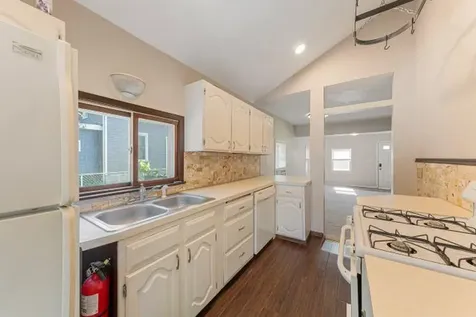 109 Florence Street Mankato MN 56001