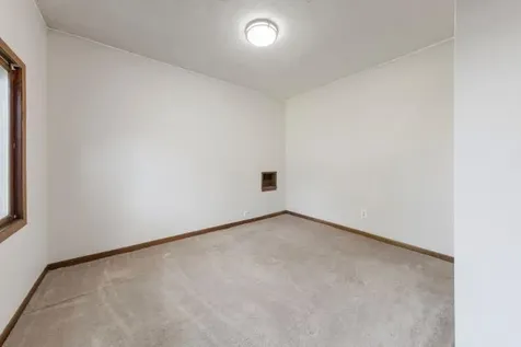 109 Florence Street Mankato MN 56001