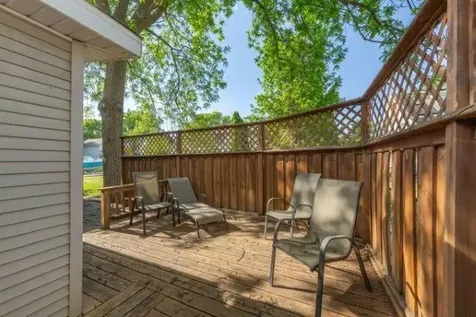 109 Florence Street Mankato MN 56001