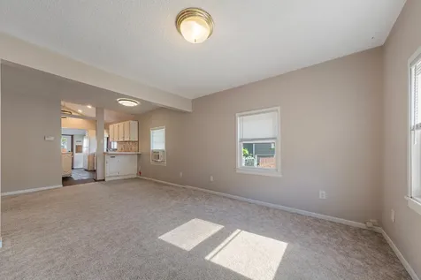 109 Florence Street Mankato MN 56001